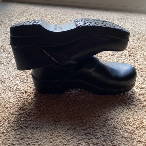Dansko clogs - Picture 7 of 9